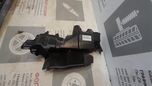 Купить 5329360070 Toyota Правый дефлектор радиатора