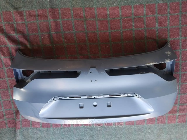 Listón embellecedor/protector, puerta de maletero 901529849R RENAULT
