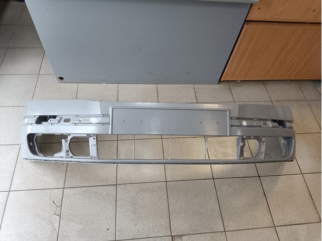 Бампер передний VAG 4M0807065BGRU