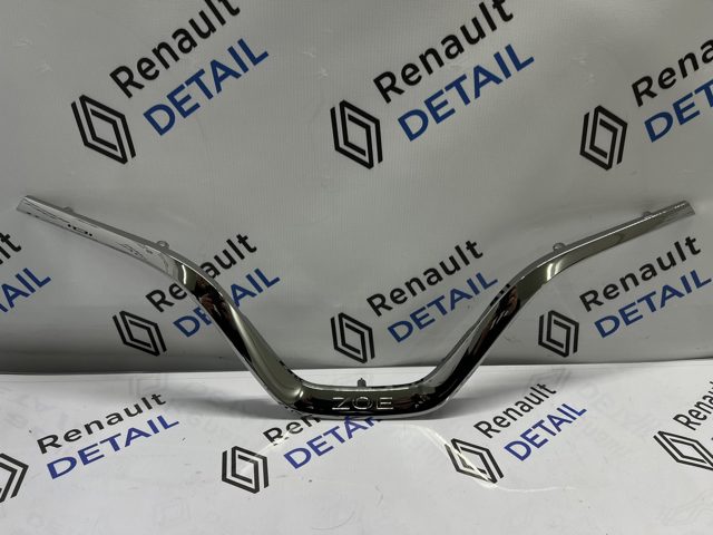 Молдинг решетки радиатора нижний 620728702R Renault (RVI)
