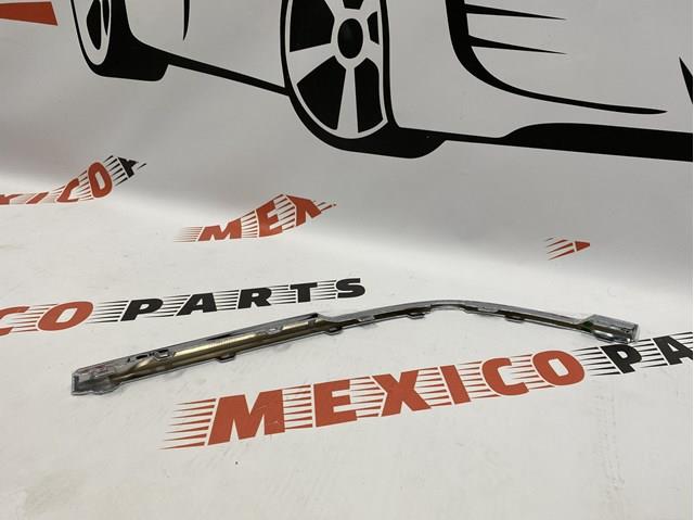 Moldura esquerda do pára-choque traseiro 3CN8538412ZZ VAG