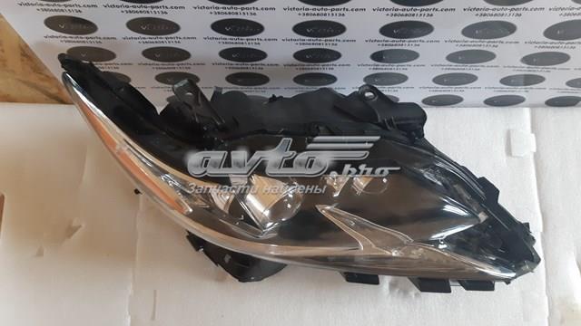 Фара правая Toyota 8114033C70