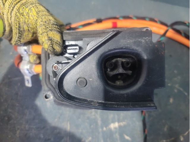 Порт зарядки 102604100M Tesla