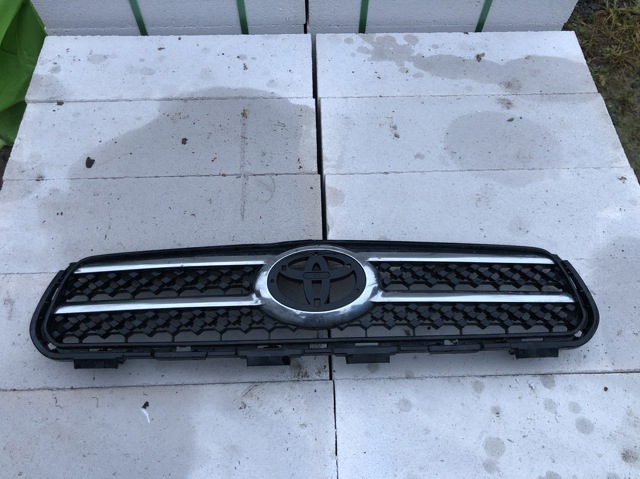 5310142310 Toyota Решетка радиатора