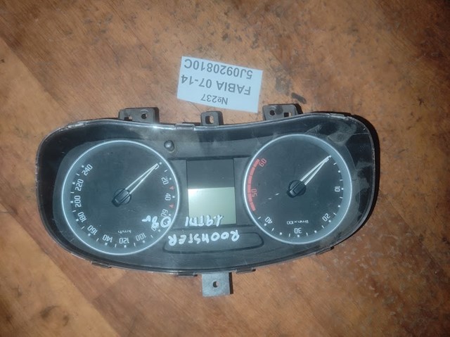 5J0920810C VAG Щиток приборов