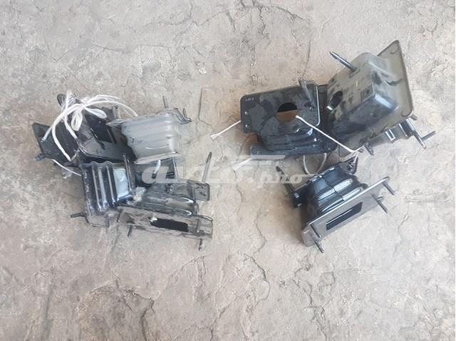 Soporte Amplificador Para Parachoques Trasero 86641D7000 HYUNDAI
