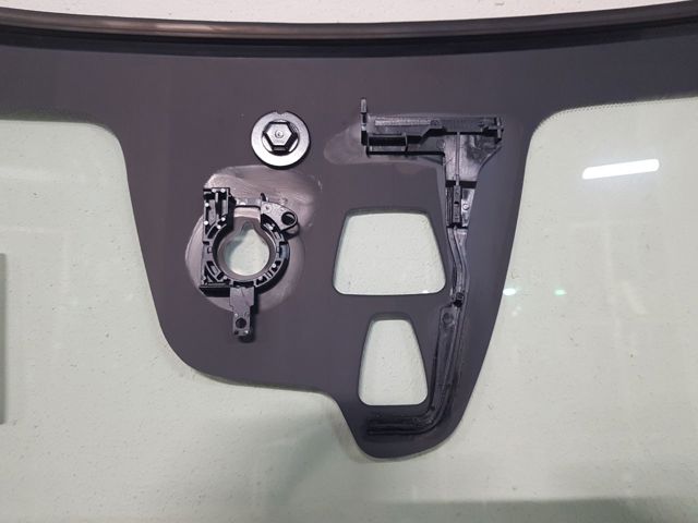8836AGAMPVWZ6T Sekurit Автостекло