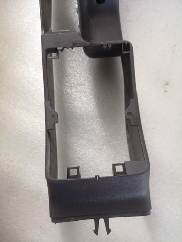  Mercedes A1686801550