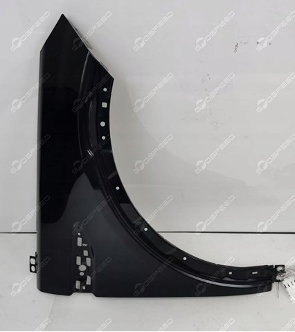 Крыло переднее правое LR061383 Land Rover