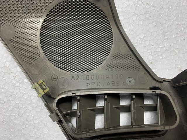 A2106809139 Mercedes 
