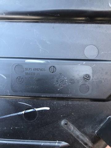  51716987601 BMW