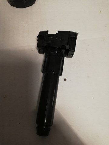 Injetor de fluido para lavador da luz dianteira esquerda para Toyota Camry (V70)