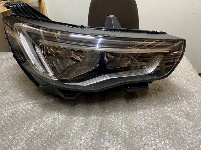 Купить YP00015580 Opel Фара основная правая