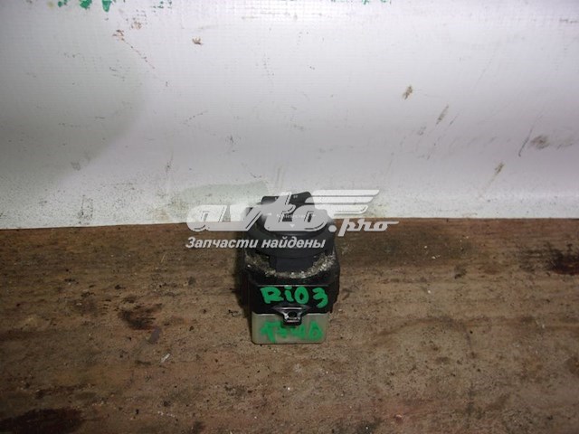  935304X000 Hyundai/Kia