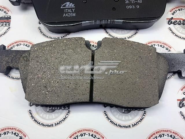 Передние тормозные колодки LR118006 Land Rover