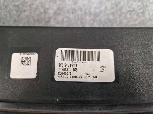 9Y0945081T Porsche 