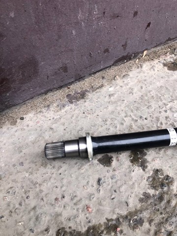 FT0B2550X Mazda Полуось передняя, правая