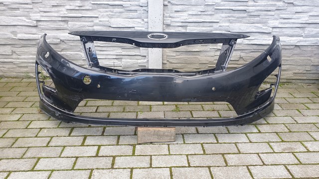 Передний бампер 865114U500 Hyundai/Kia
