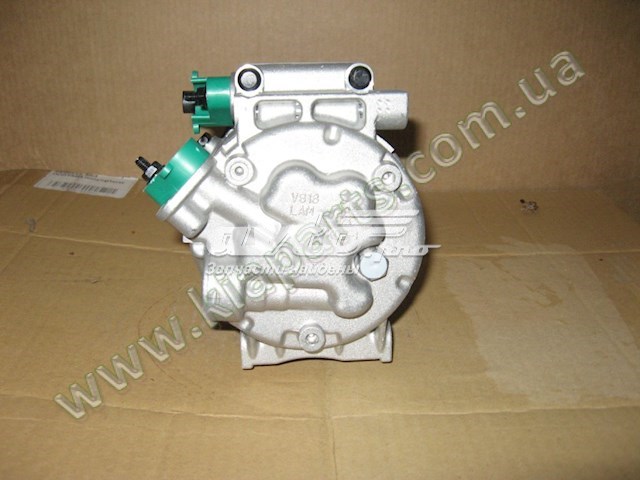 Компрессор кондиционера 977012B300 HCC