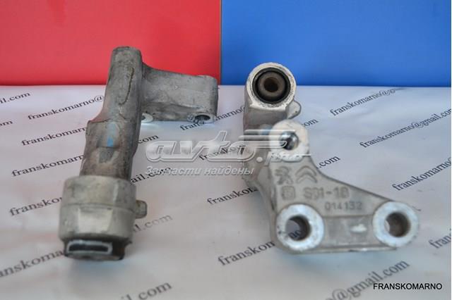 Купить 9674718380 Peugeot/Citroen Сайлентблок кроштейна переднего (балки) подрамника