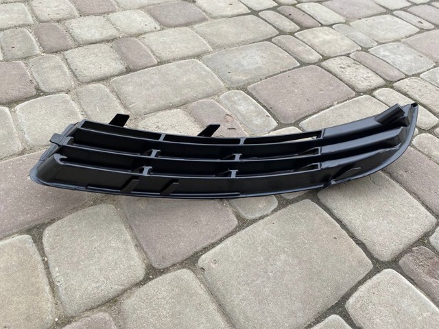 Решетка переднего бампера, правая Polcar 9555272 цена, от 8.21 USD