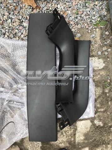 KB7W68950 Mazda Обшивка-облицовка крышки багажника
