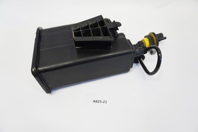 Купить 149504335R Renault (RVI) Адсорбер