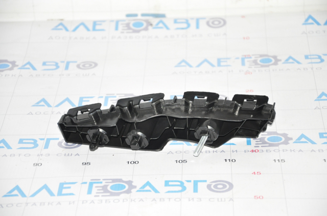 Правое крепление переднего бампера FPS FP3806931 цена, от 5.39 USD