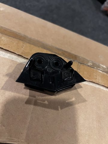 12G807183A VAG Направляющая переднего бампера левая