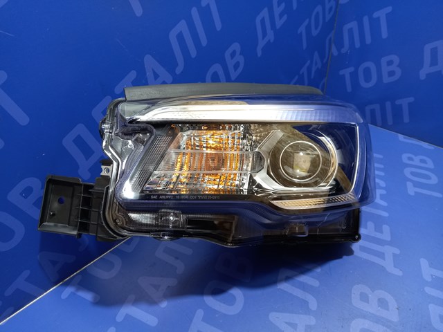 Левая фара ZSB111094L Signeda