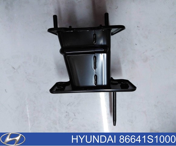 Левый кронштейн заднего бампера Hyundai/Kia 86641S1000