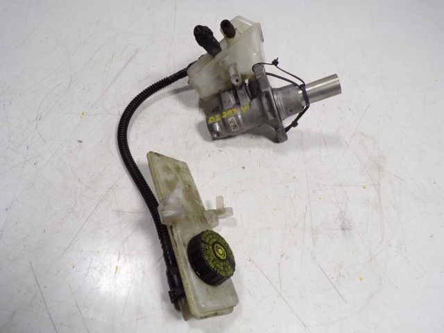 Бачок тормозной жидкости Peugeot/Citroen 03350890841