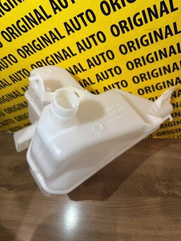Бачок омывателя BCKB67481 Mazda