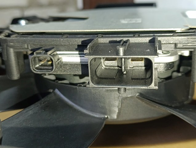 Диффузор радиатора охлаждения в сборе с мотором и крыльчаткой FPS FP70W124 цена, от 224.66 USD