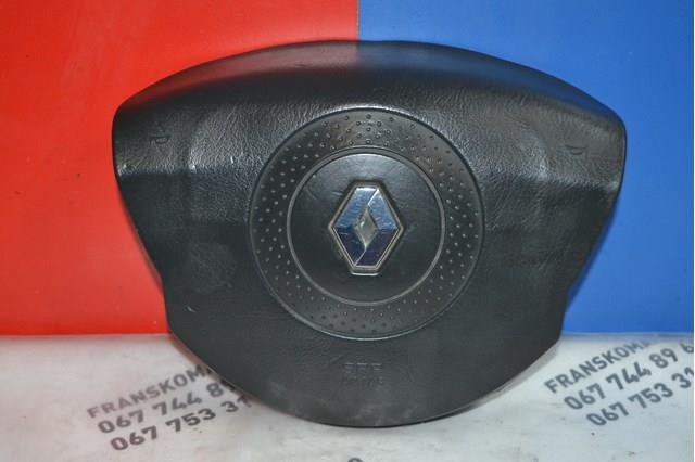 Подушка безопасности водителя 8200102820 Renault (RVI)