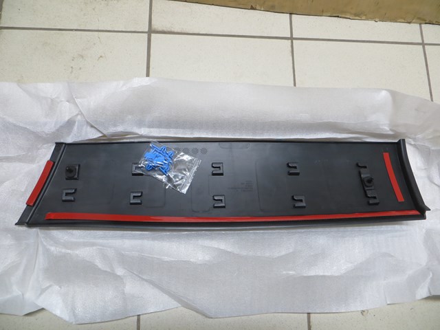 Молдинг двери задней левой FPS FP3805323 цена, от 20.02 USD