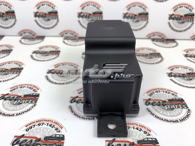 Преобразователь напряжения, универсальный 2059052809 Mercedes