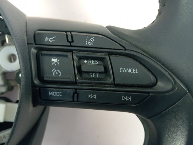  Руль Toyota Yaris 