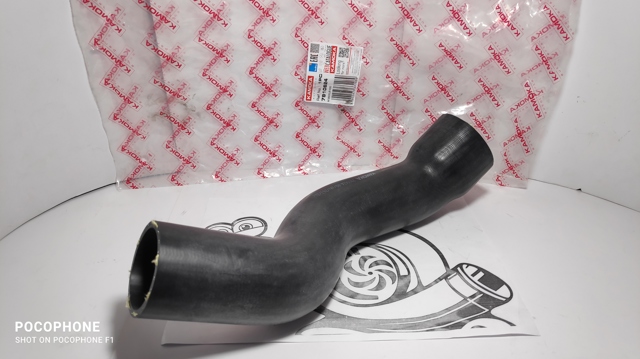 Патрубок интеркулера 7910624 Kamoka