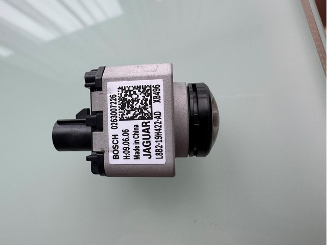 Камера заднего вида LR129291 Land Rover