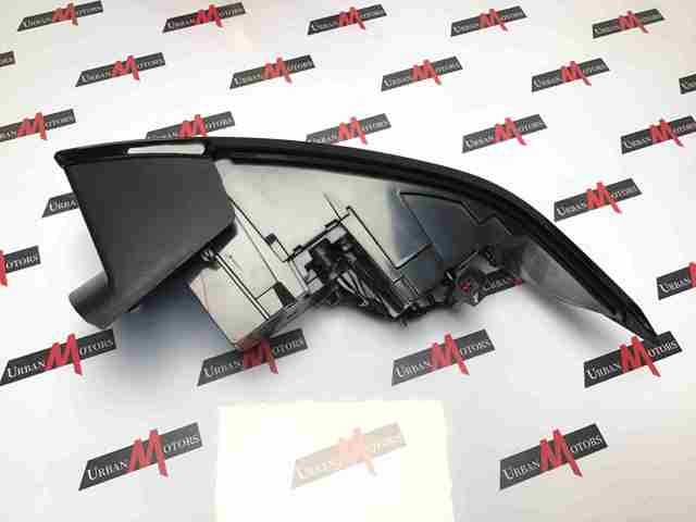 Купить LR072649 Land Rover Левый стоп
