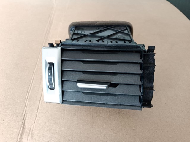  Land Rover LR088600 цена, от 31.67 USD