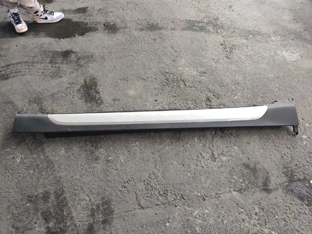 51177308055 BMW Накладка наружняя (молдинг) порога, левый