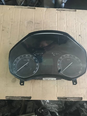 Панель приборов 1Z0920910D VAG