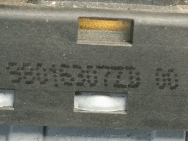 Кнопка стеклоподъемника передняя правая Peugeot/Citroen 98016307ZD