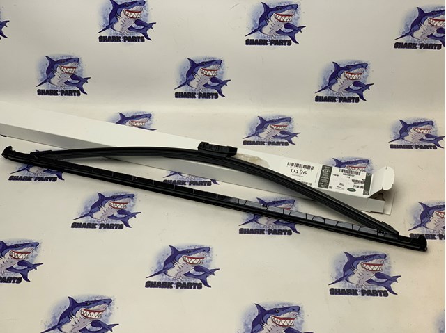 Щетка стеклоочистителя лобового стекла, водительская Land Rover LR162053 цена, от 52.86 USD