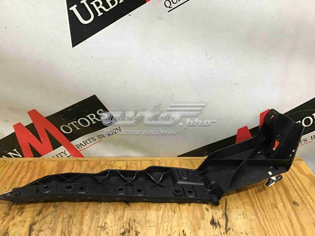 LR055888 Land Rover Направляющая заднего бампера левая