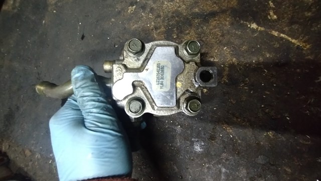 Купить YL843D639BD Ford Насос рулевого управления