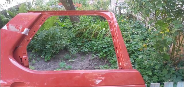 LR080197 Land Rover Дверь задняя, правая