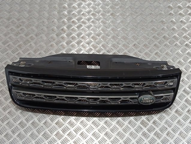 Решетка радиатора LR043648 Land Rover